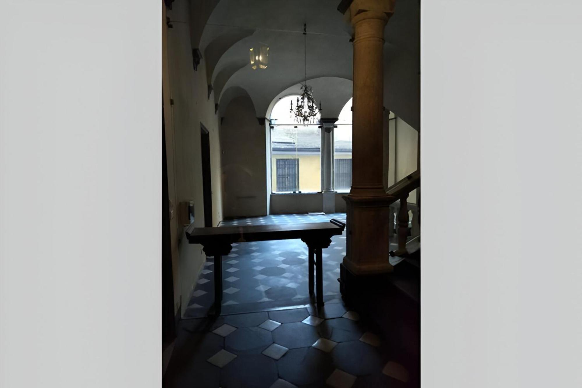 Doge Grimaldi - Davanti All'acquario - Grande Terrazza Privata - Palazzo Nobiliare Storico Apartamento