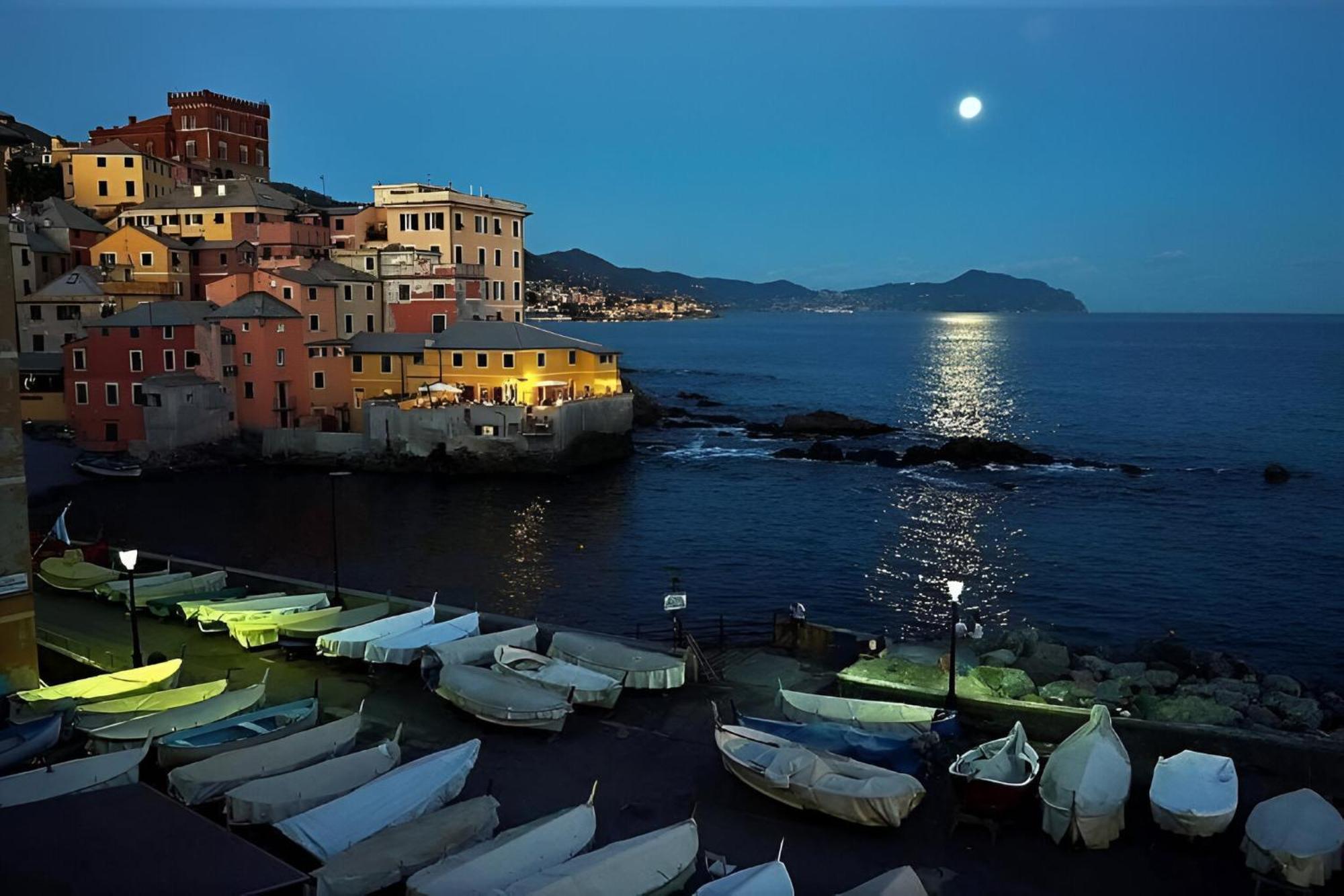 Doge Grimaldi - Davanti All'acquario - Grande Terrazza Privata - Palazzo Nobiliare Storico Apartment *