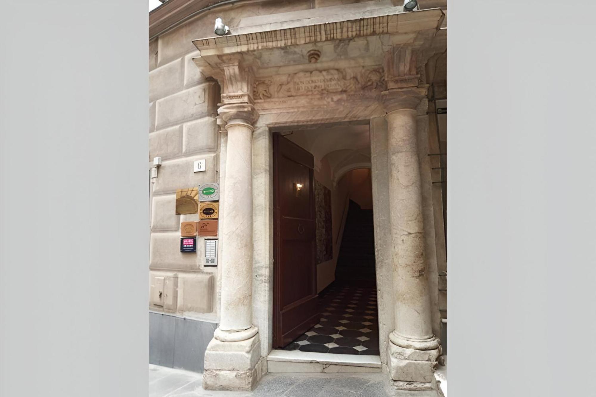 Doge Grimaldi - Davanti All'acquario - Grande Terrazza Privata - Palazzo Nobiliare Storico Genua