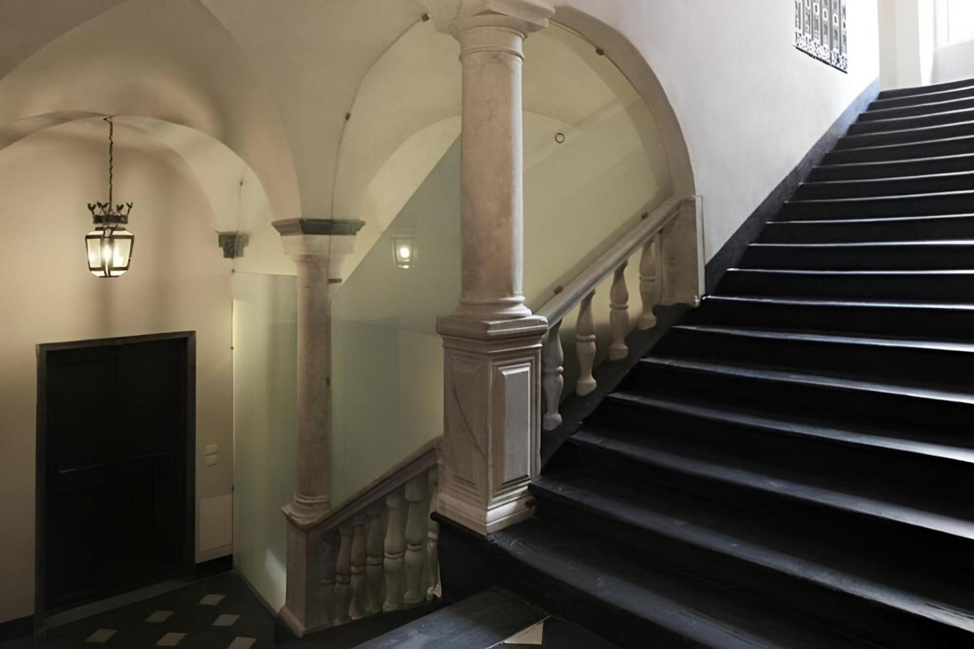 Doge Grimaldi - Davanti All'acquario - Grande Terrazza Privata - Palazzo Nobiliare Storico *